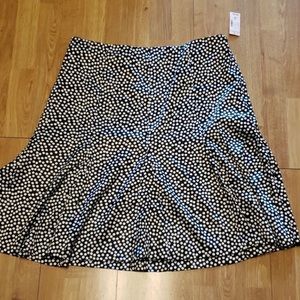 NWT plus size black/white polka dot skirt 16